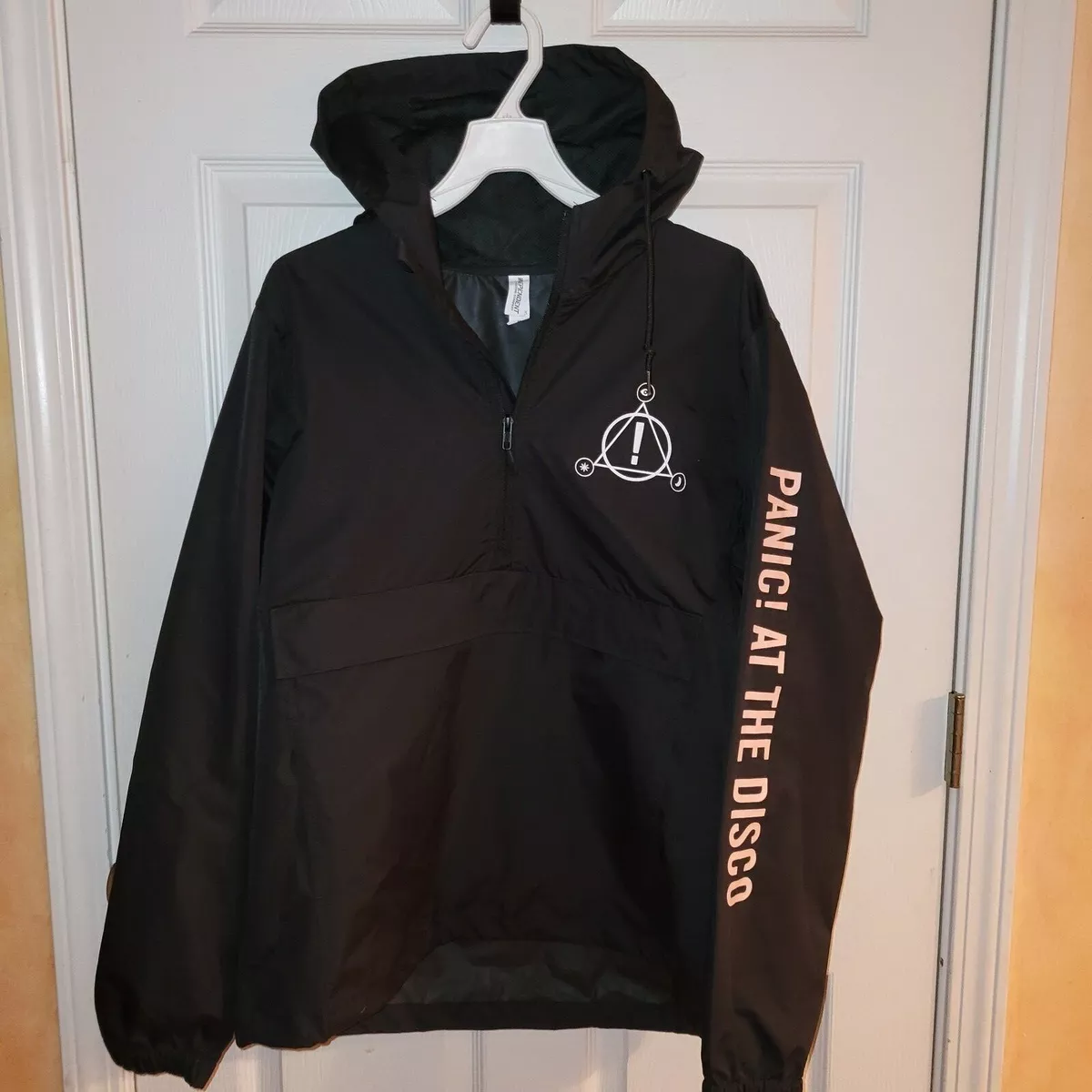 Panic at the Disco black 1 4 quarter zip men s medium hoodie