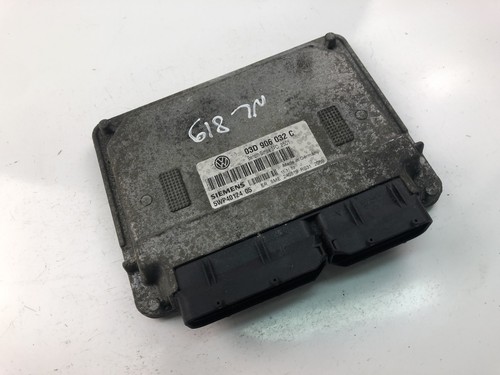 VW POLO 9N Motorsteuergerät ECU 03D906032C 2003 18043405