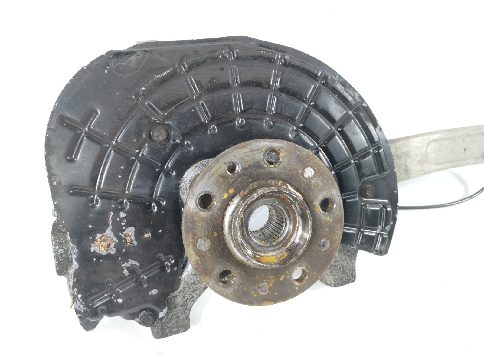 17-20 MASERATI Levante FRONT RIGHT PASSENGER SIDE SPINDLE KNUCKLE HUB 670034831
