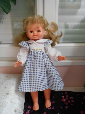 Robe Ancienne Pour Poupée – Vêtement Miniature Vintage