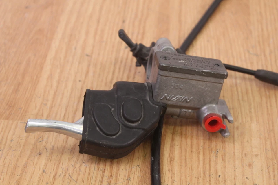 Suzuki RMZ250 RMZ 250 2012 cilindro maestro de freno delantero con arranque en caliente Foto 2 de 4