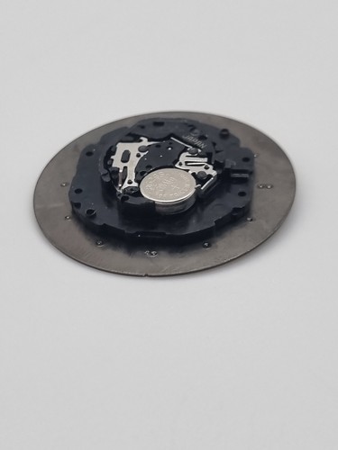 Movimiento y cara de reloj con esfera de fecha Lorus marrón para piezas/reparaciones 32,49 mm - Imagen 7 de 9