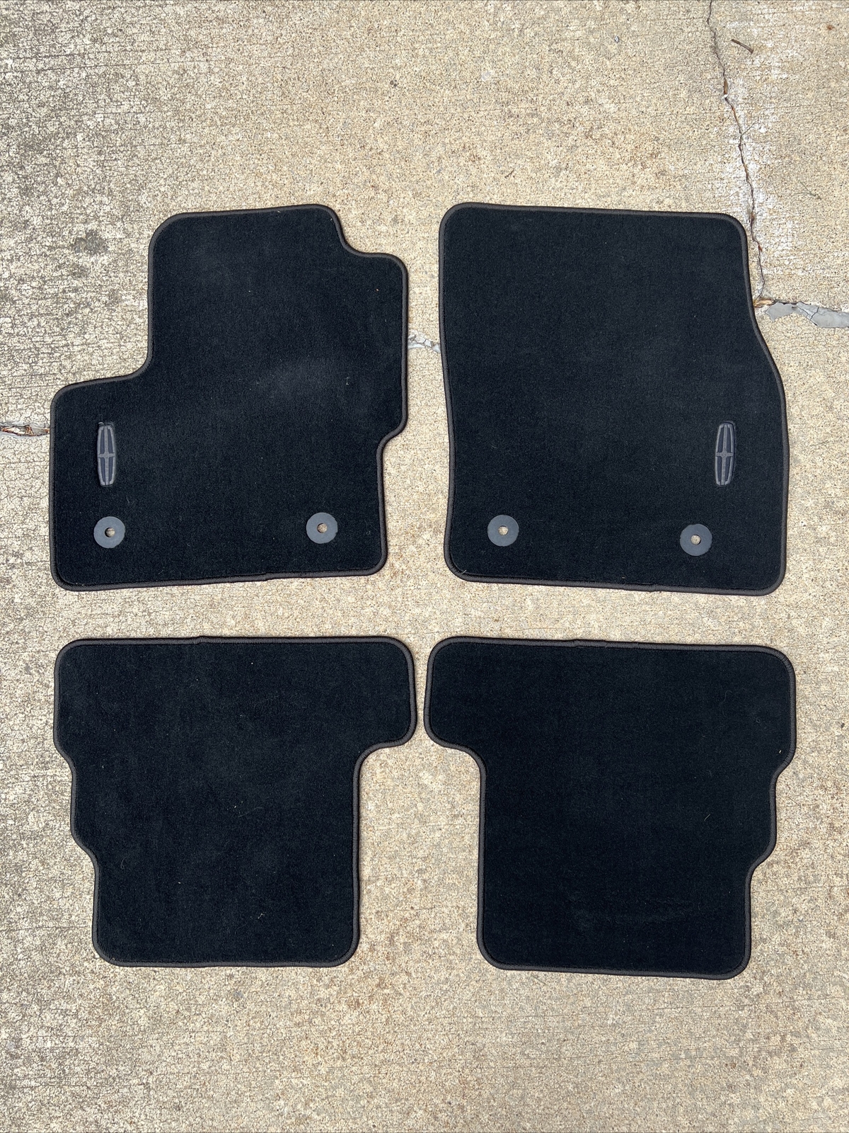 Lincoln MKC Front Floor Mats 2017 2018 Black Carpeted OEM Free Shipping