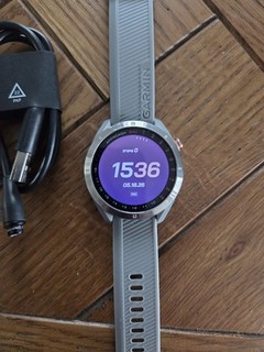 Garmin Approach S40 GPS Golf Watch Touchscreen Charging Cable