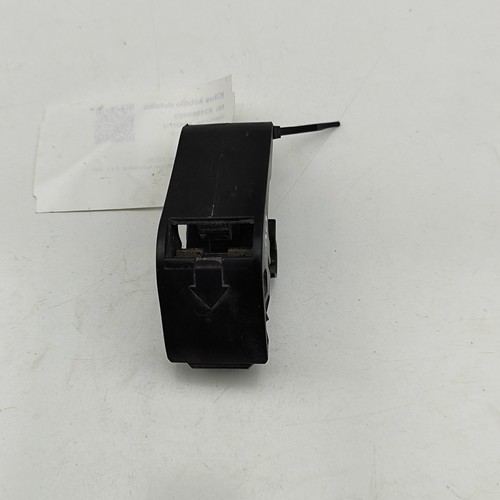 BMW 7 E38 vorderer rechter Kühlerhalter 1737709 5.4 Benzin 240 kW 1996 31968022