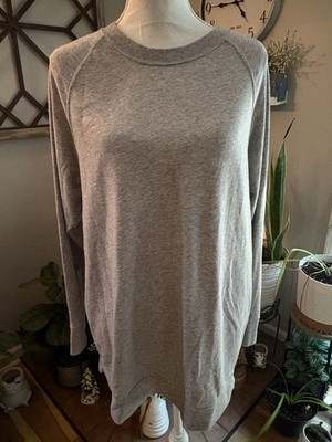 Old Navy Active Size M Lightweight Sweatshirt