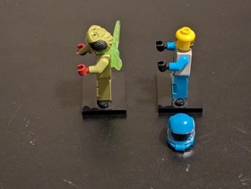 100% complete w/ antenna Lego Galaxy Squad set 70701 Swarm Interceptor