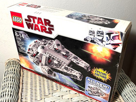 LEGO Star Wars: Midi-Scale Millennium Falcon (7778) - RETIRED, NEW & SEALED
