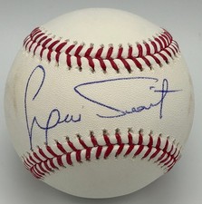 Luis Tiant signed MLB ball. Indians. Red Sox. Yankees All Star 4x 20 game winner