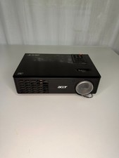 Projektor  Modell: Acer  X1161 DLP