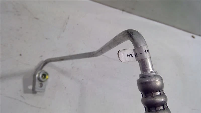 Lincoln MKZ 2017-2020 2,0 L AIRE ACONDICIONADO LÍNEA LÍQUIDA MANGUERA TUBO Foto 3 de 4