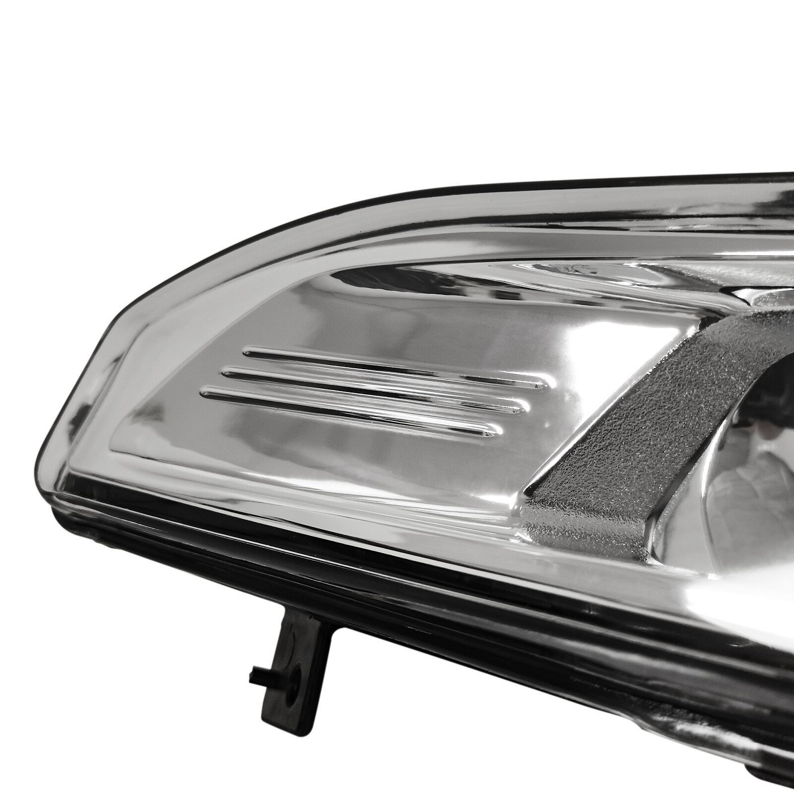 Fog Light Kit For 2020-2021 Nissan Versa – Chrome W/ Bezels & Harness (yibei-tech)