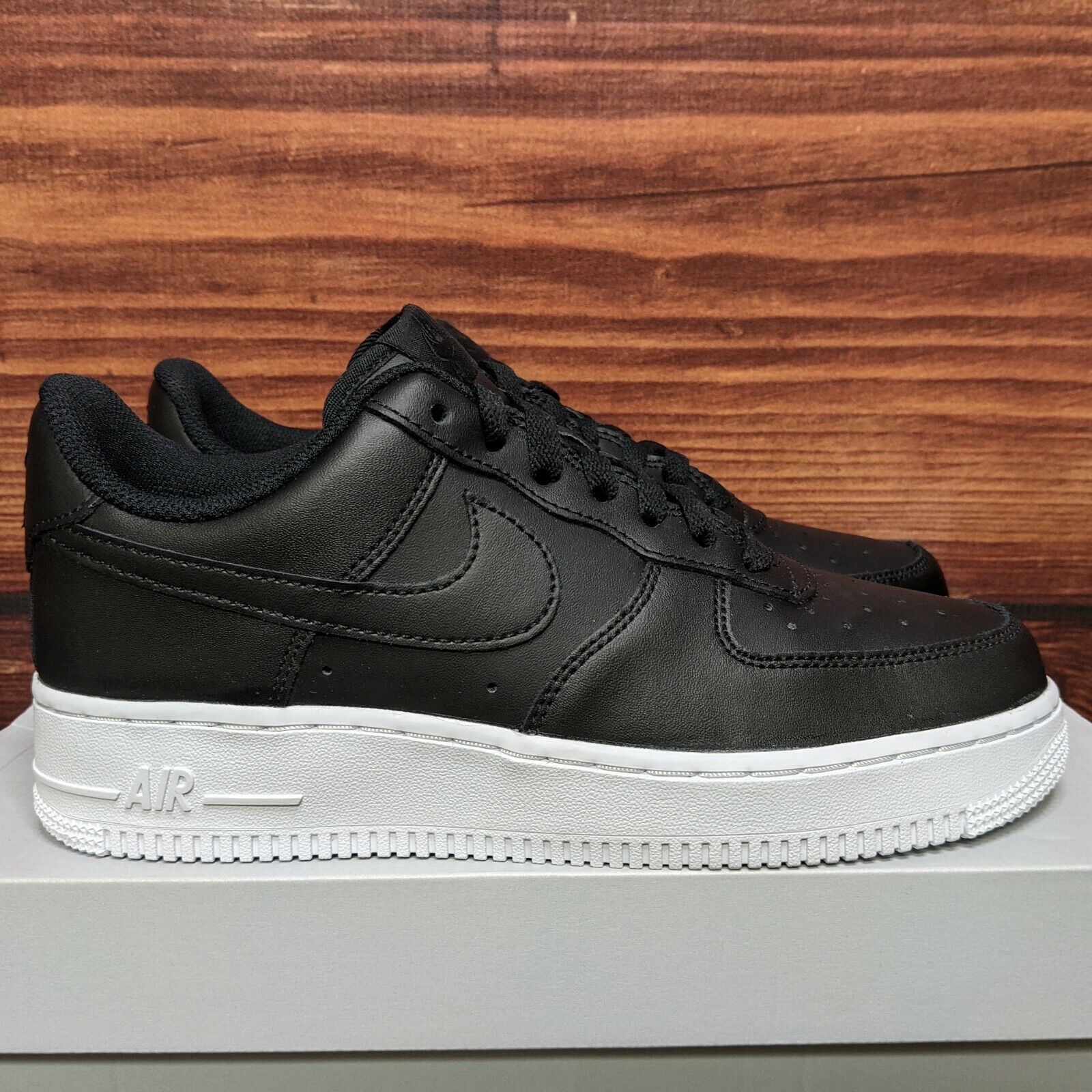 Air Force 1 Low '07 'Leaf Crest Logo' - Nike - AA4083 014 - black