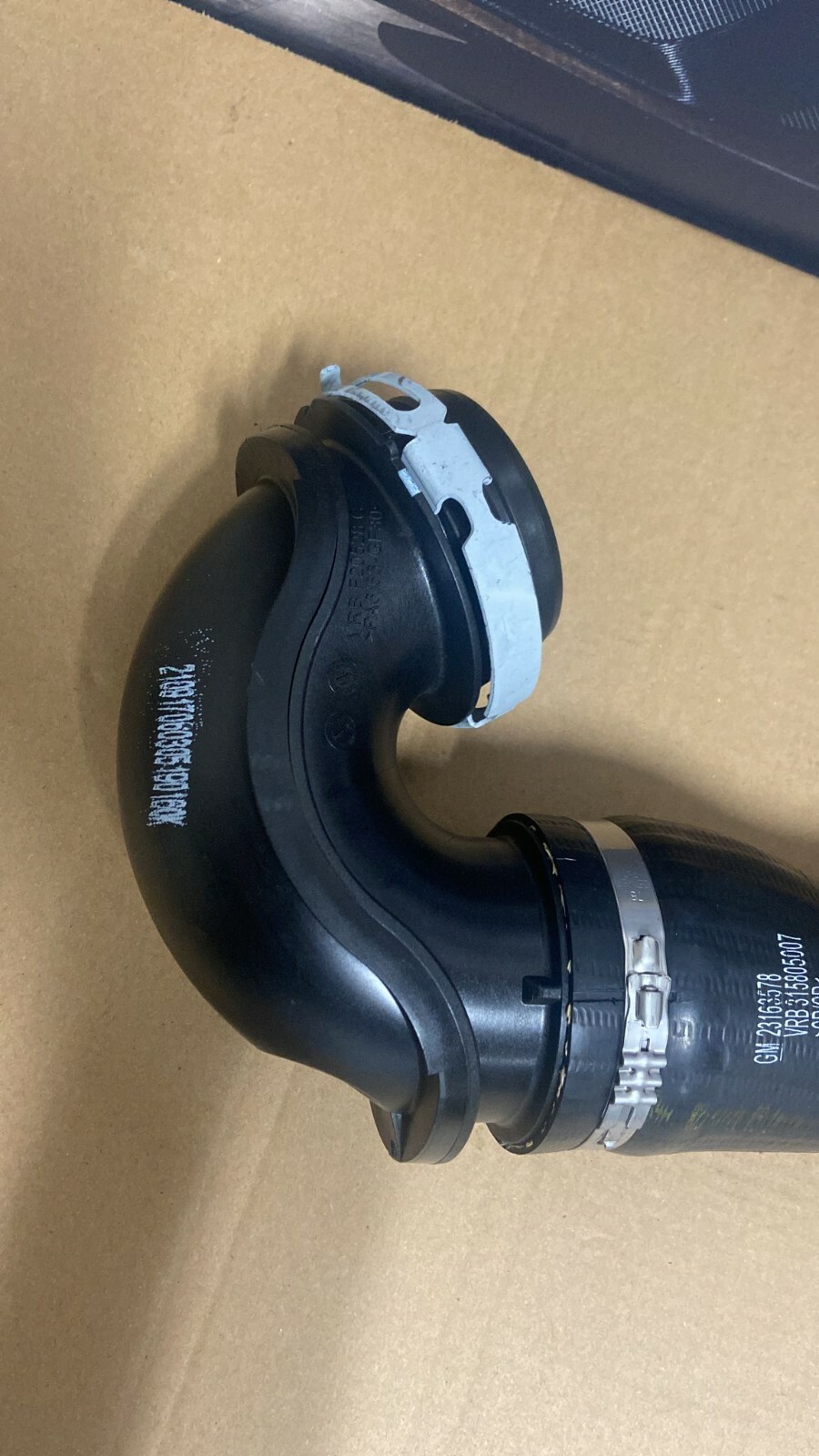 NEW Genuine Intercooler Hose Pipe Saab 95 Vauxhall Insignia 2.0 CDTI