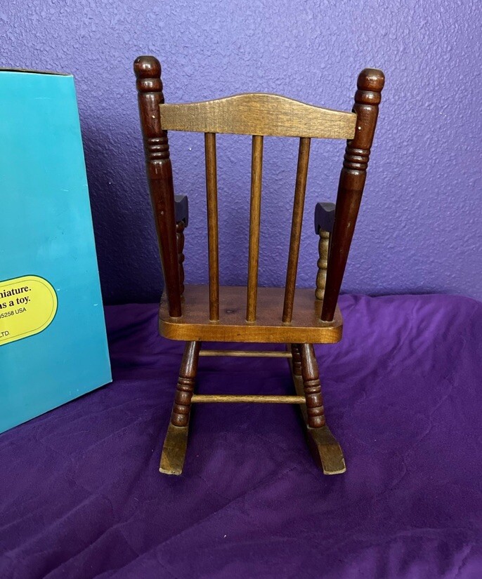 Vintage Heritage Mint LTD. Doll&rsquo;s Wooden Doll Rocking Chair Spindle Back 12&rdquo;X 7&rdquo;