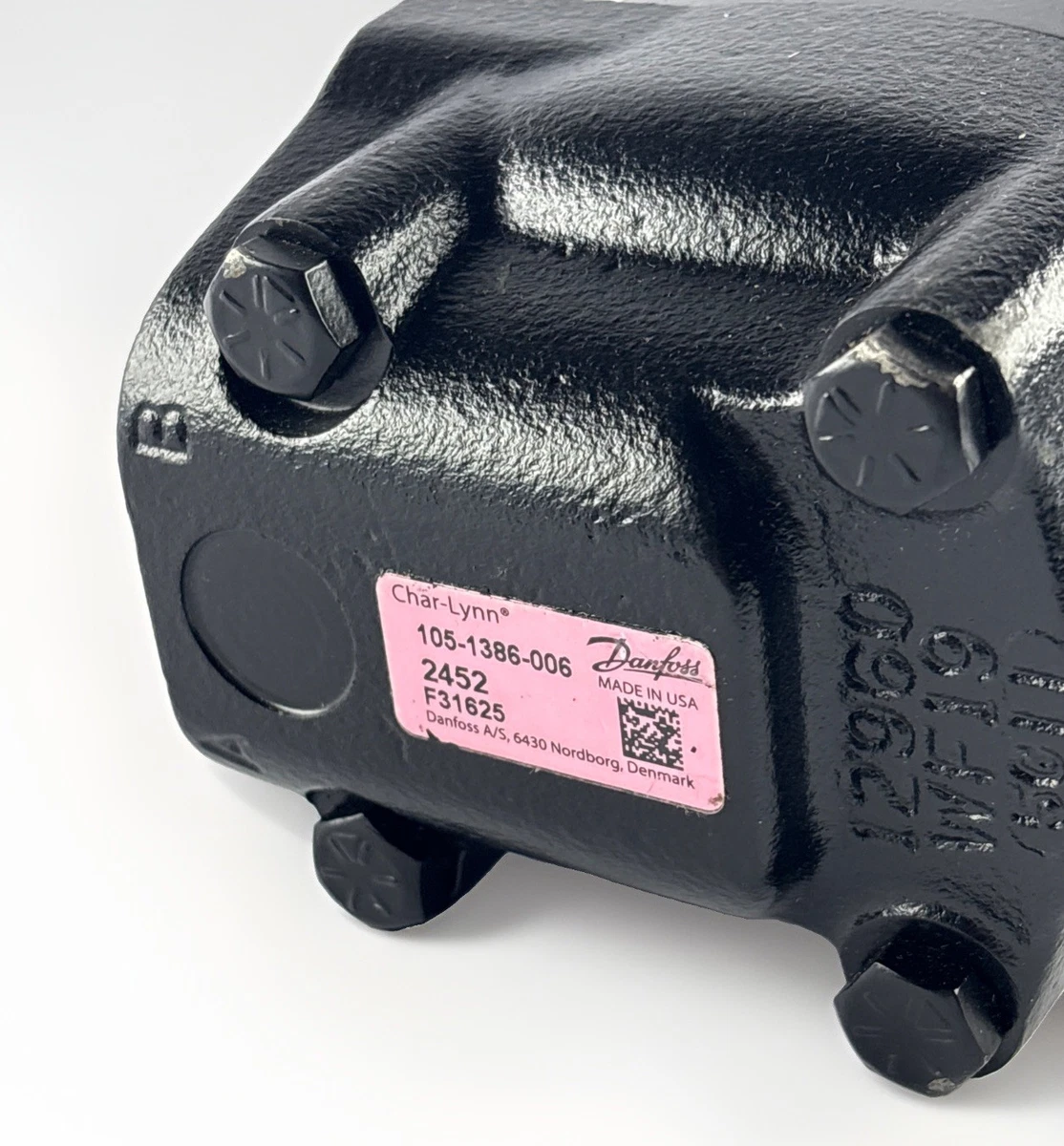 Char-Lynn 105-1386-006 Danfoss Hydraulic Motor 2000 Series Open Box photo 6