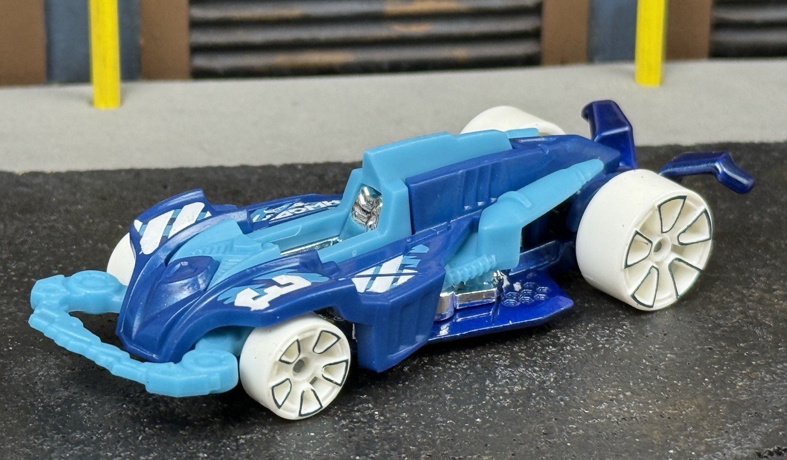 Hot Wheels Wattzup Blue 2026 Multipack Exclusive Mint Loose