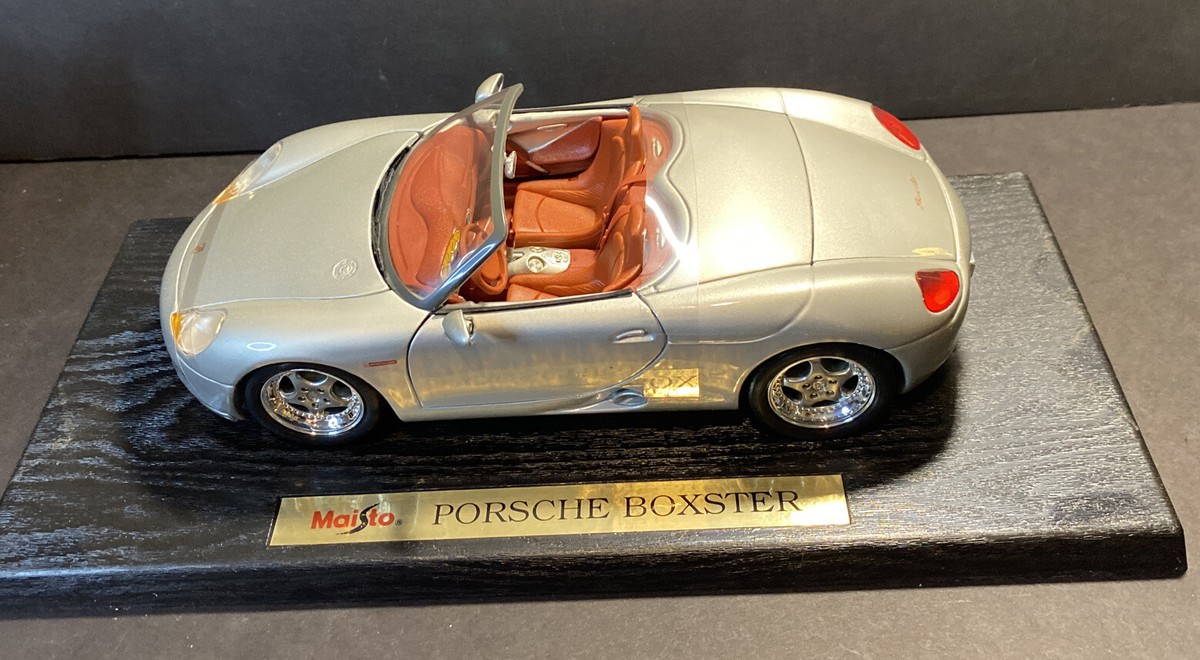MAISTO PORSCHE BOXER SILVER ORIGNAL CONCEPT VERSION 1:18 SCALE DIE