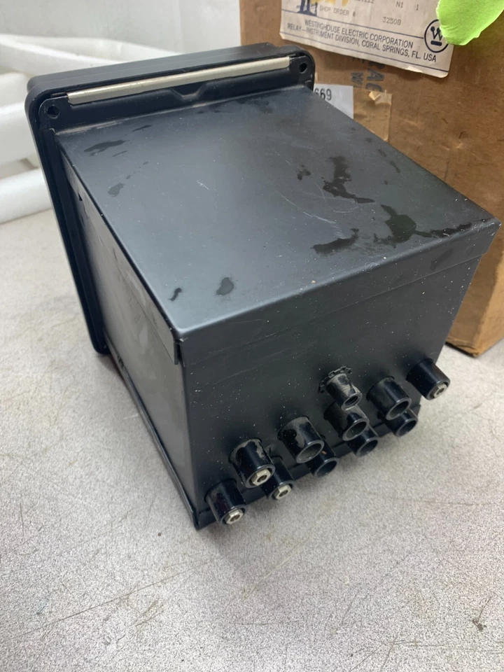 NEW IN BOX WESTINGHOUSE CV22 VOLTAGE RELAY 1482B97A01 - Image 4 of 4