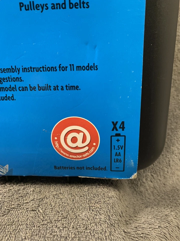 Erector - Super Construction Set, 25 Models, 640+ Parts Plus 6 Volt Motor - Image 4 of 4