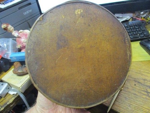 19th. C. 2 Finger ROUND Shaker Pantry Box - Picture 3 of 7