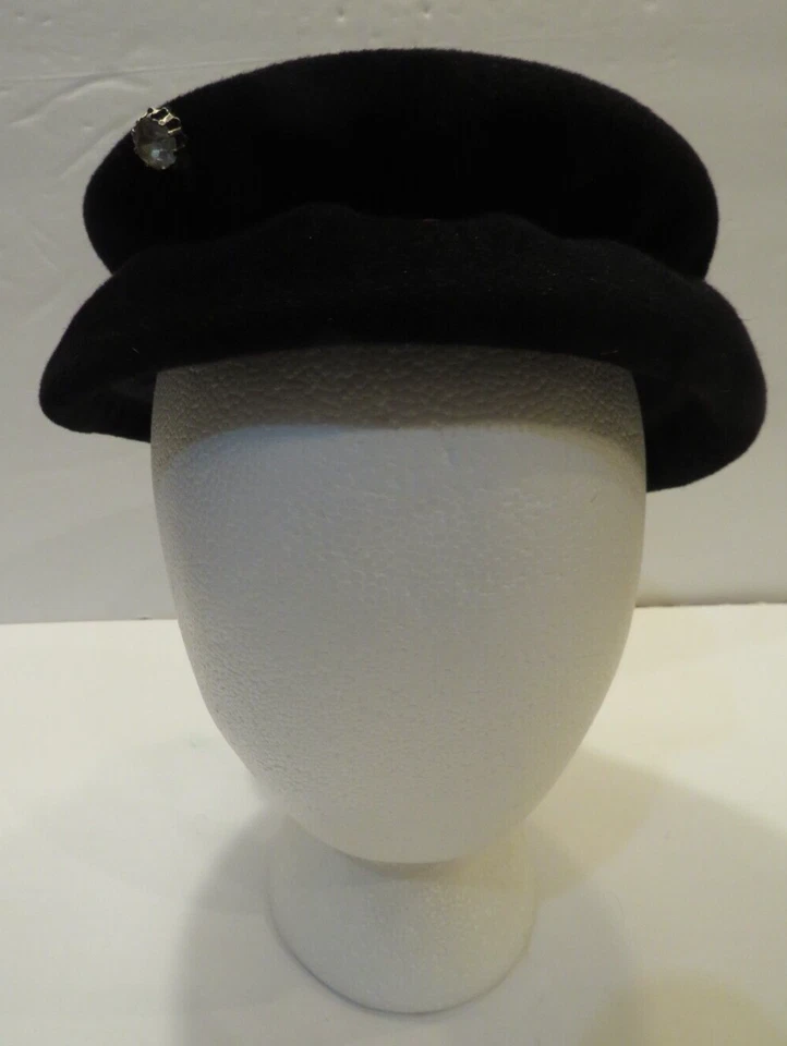 De Colección Sombrero Pastillero Terciopelo Genuino Negro Grosgrain Cinta Lazo Imitación Gema Vestido Prop Foto 4 de 4