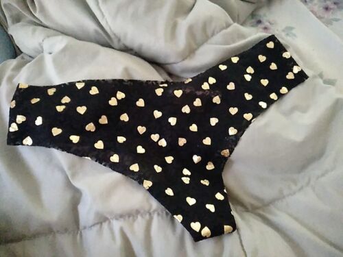 VICTORIA SECRET PINK No-Show Soft Lace Thong Panty Foil Heart XL (A75)