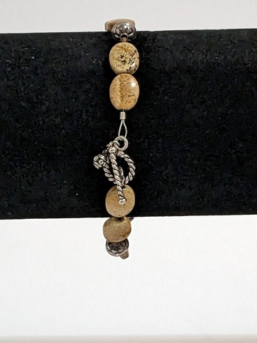 Quartz Earth Tone Beads And Silver Tone Accents Wire Toggle Bracelet. 7 Inch. - Picture 9 of 10