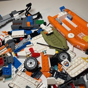 LEGO CITY: 4 x 4 Response Unit (60165)