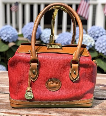 Dooney Bourke Red Vintage R03 Doctor Bag Leather Hand Fitted Satchel Made In USA