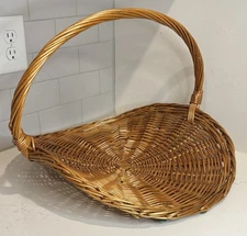 Large Wicker Gathering Basket w/Handle Farmhouse Rustic Market Harvest Decor VTG