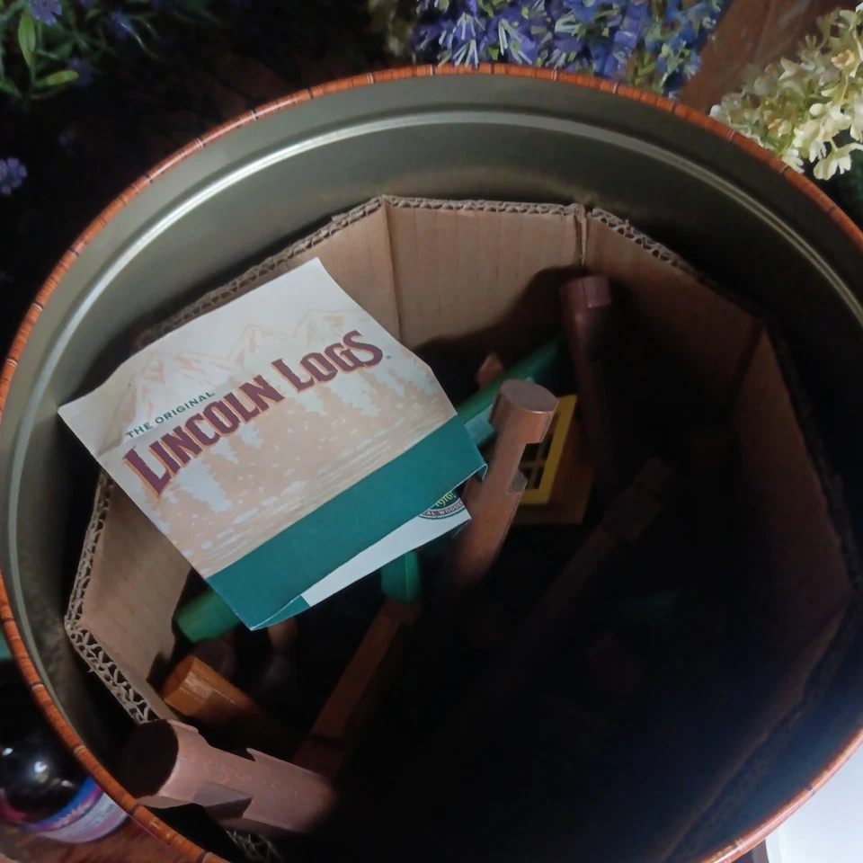 JUEGO DE CONSTRUCCIÓN DE MADERA EDICIÓN CONMEMORATIVA CABINA TRONCOS LINCOLN ORIGINAL MADERA KNEX Foto 4 de 4