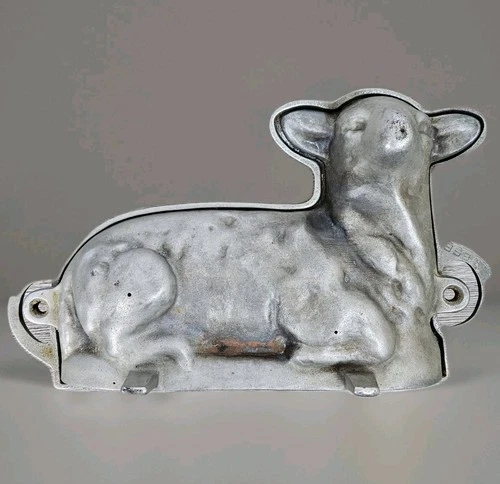 Vtg Griswold 865 & 866 Cast Iron Lamb Mold 2-Piece Pan Pie Cake Set
