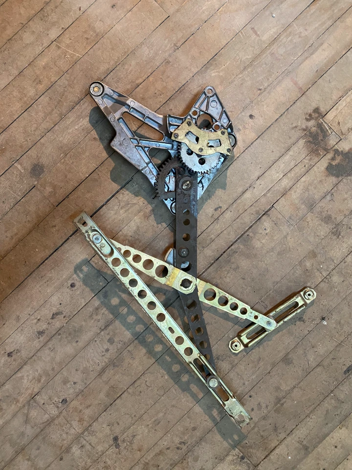 Regulador ventana delantera izquierda mercedes-benz w123 (280e 300d 300td) oem 1237202746 Foto 4 de 4