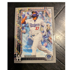 Topps 2024 Holiday Teoscar Hernandez Los Angeles Dodgers H164 Holiday Insert
