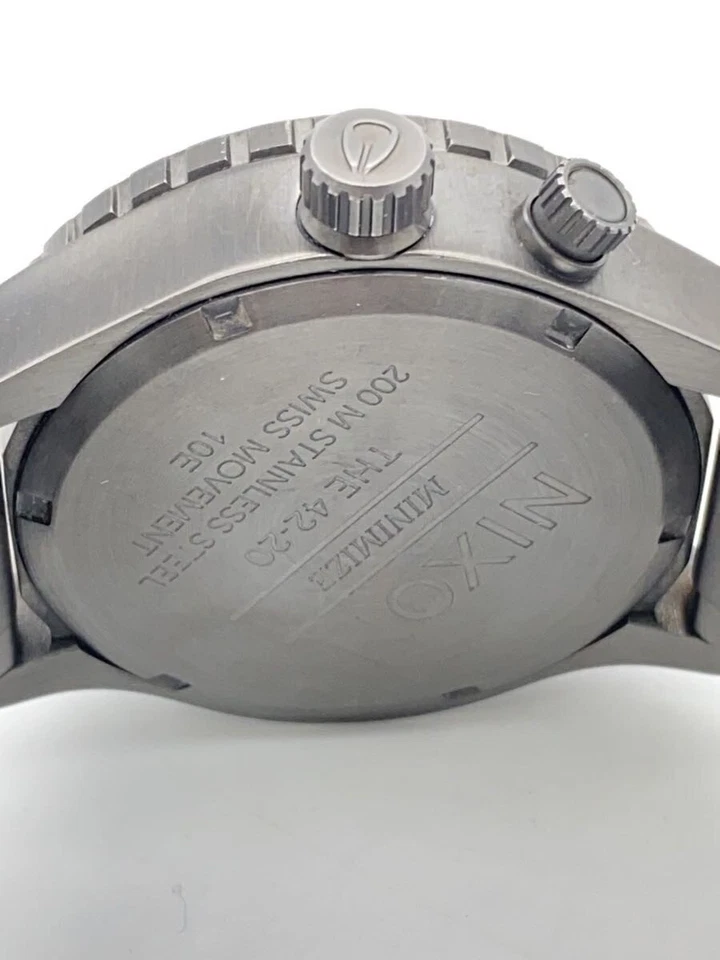 Reloj NIXON THE42-20 Cuarzo Analógico Acero Inoxidable Plateado Excelente JAPÓN Foto 3 de 4