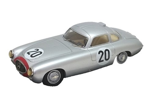 Mercedes-Benz GLB 1/43 非売品 Mercedes-Benz GLB SUV AMG Line X247 Diecast Model Car 1:43