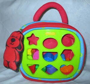 melissa and doug take along shape sorter