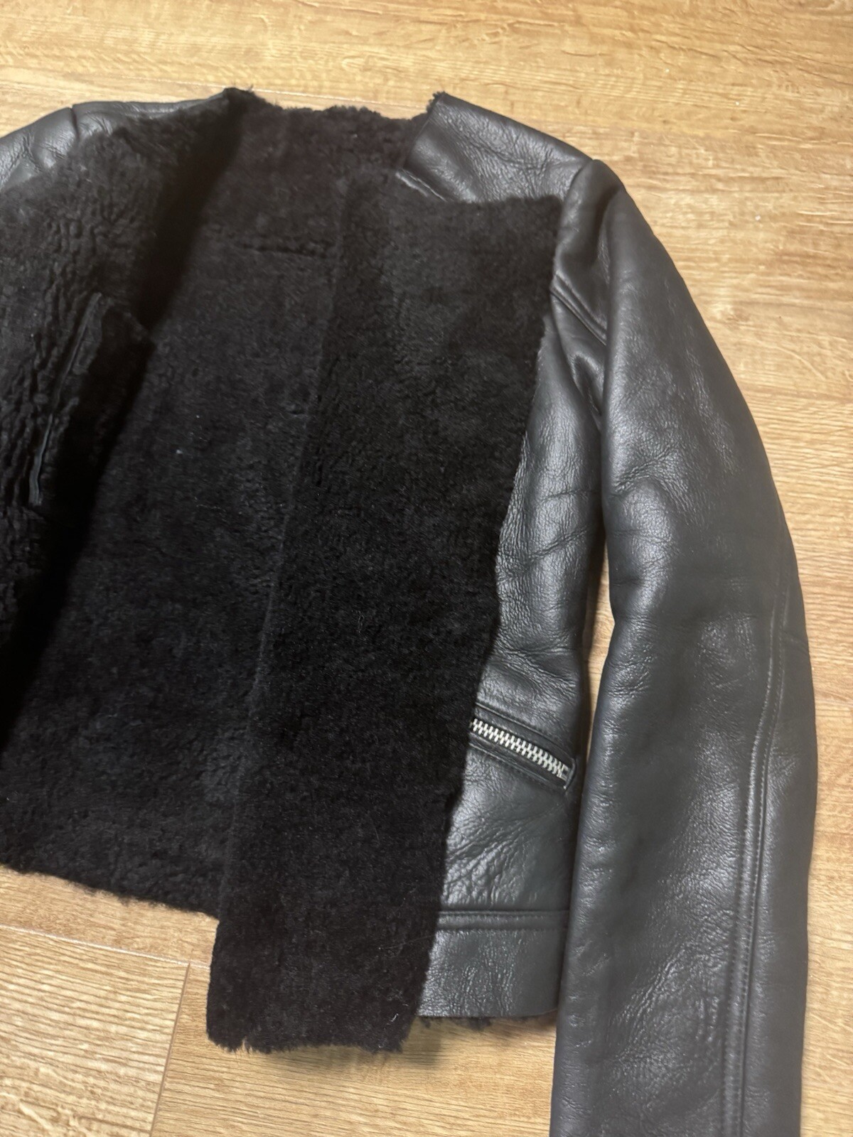 Sheepskin coat women size 10 image 4