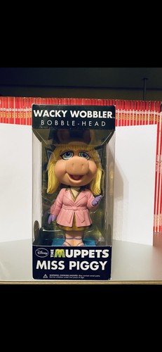 Funko Wacky Wobbler Muppets Miss Piggy prezzo ebay