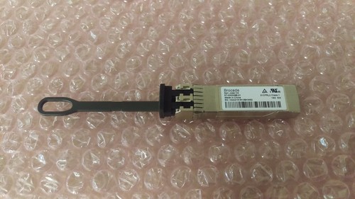 Brocade 16GB SW Fibre Channel SFP+ Module Transceiver 57-0000088-01 XBR-000192 - 第 1/1 張圖片