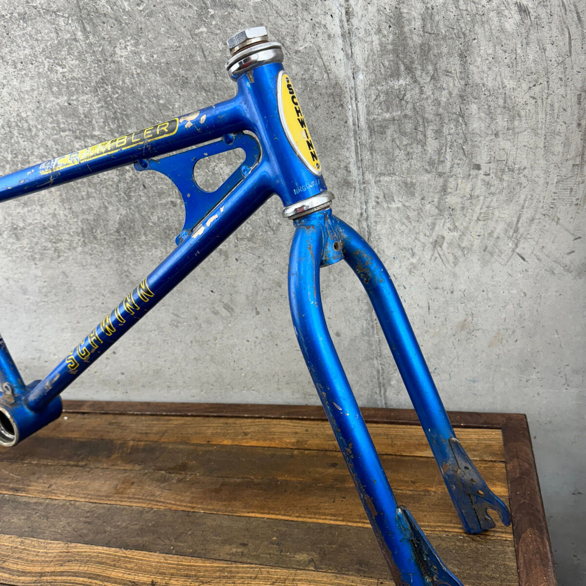Vintage Schwinn Scrambler Frame Set Phantom Old School BMX Vintage Schwinn Scrambler Frame Set Phantom Old School BMX