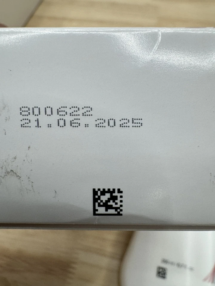 Physiogel Calming Relief Redness Relieving Lotion 8.0 fl oz / 237ml NIB 6/21/25e - Image 2 of 2