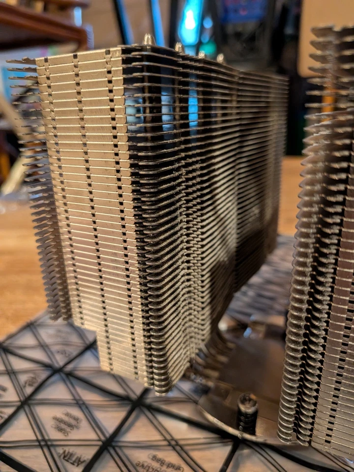 Noctua NH-D15 Premium CPU Cooler with NF-A15 x 2 PWM Retail Cooling Fans - Image 4 of 4