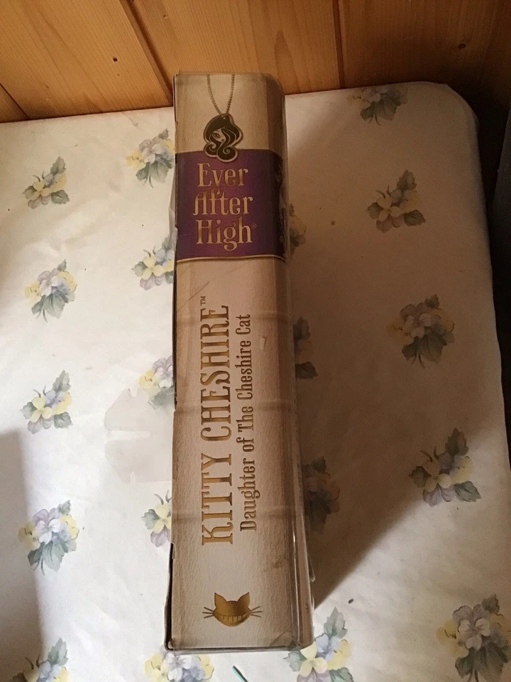 Brand New Ever After High Kitty Doll Rebel 2014 Daughter Of Cheshire Cat - Image 3 of 4