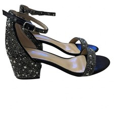 NWOB Betsey Johnson Women  s Mari Satin Embellished Heels size 7W