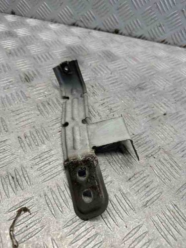 BMW X3 F25 Kotflügelhalter vorne links 7267335 2.00 Diesel 135kw 2013 30495778