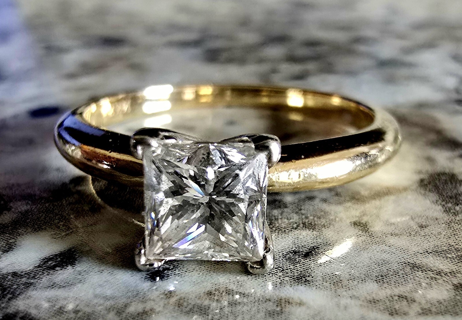 Extraordinary Diamond Solitaire Engagement Ring - image 1