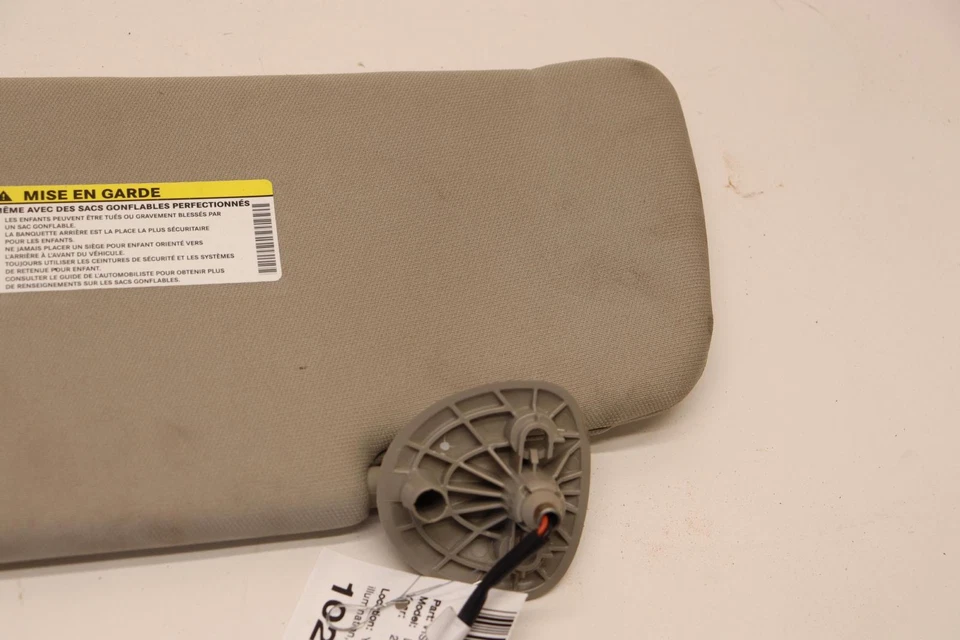 2013-2018 DODGE RAM 3500 RIGHT PASSENGER SIDE SUN VISOR SHADE CLOTH OEM - Image 2 of 4