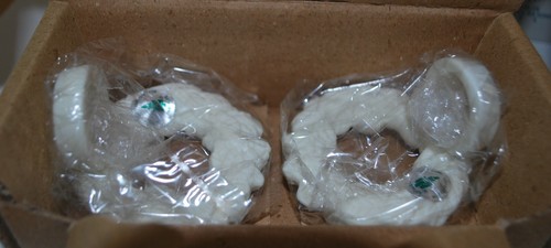 PartyLite Porcelain Wreath Candle Ornament Pair – P7031 – Napkin rings - NIB - Picture 8 of 9